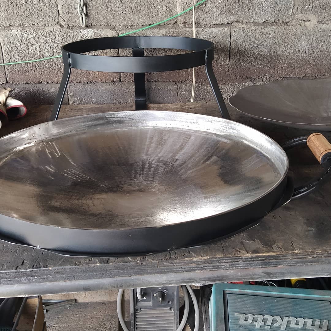 Tacho com Bordas 55cm Original em Aço de Carbono Alças de Ferradura